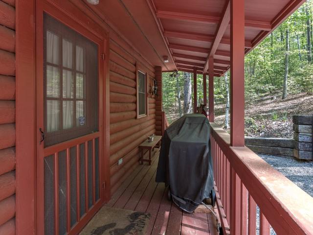 421 Sleepy Hollow Dr, Murphy, NC 28906 | MLS #98544