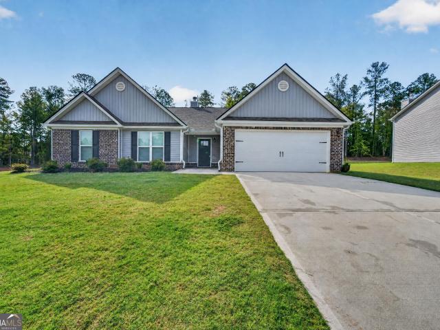 421 Riley Circle NW