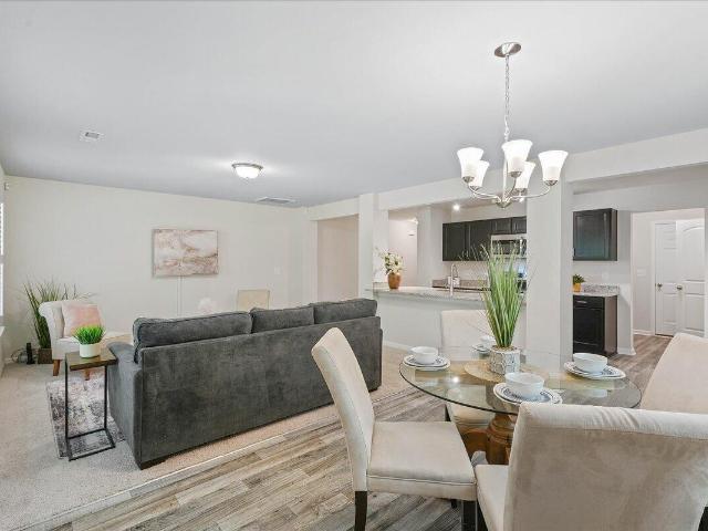 4225 Meadowview Lane