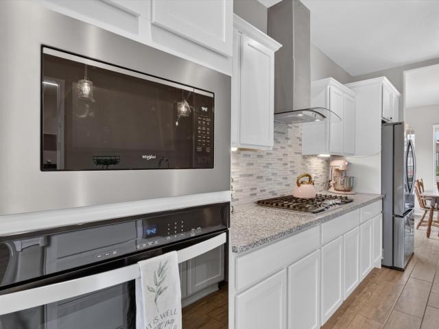 4225 Crowned Eagle Loop NE