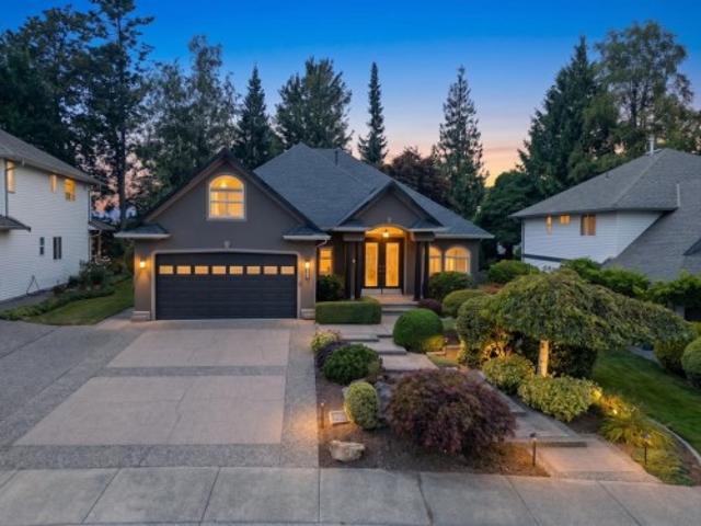 4225 Goodchild Street, Abbotsford, BC, V3G 1L5 house for sale | Listing ID R3157 | Royal LePage