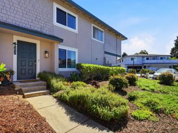 4225 Topsail Court