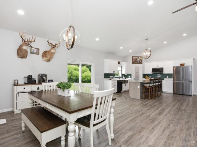 4226 Oakland Road