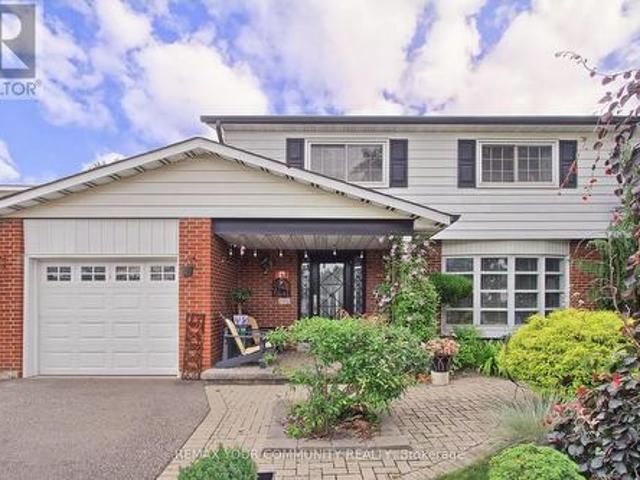 4229 Brandon Gate Drive, Mississauga, ON, L4T 3K3 house for sale | Listing ID W13542 | Royal LePage