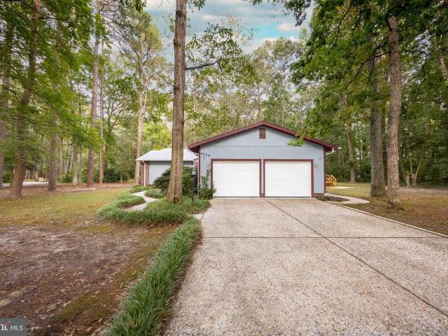 4229 Rustic Entry