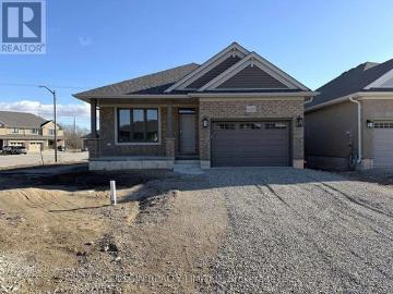 St Thomas, Ontario - Patio, Deck, Parking