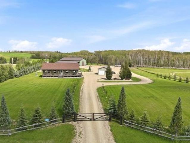 422045 Range Road 10, Rural Ponoka County, AB, T0C 2J0 house for sale | Listing ID A2329 | Royal LePage