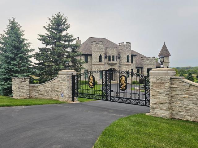 4220 Northgate Dr, Spring Grove, IL 60081 | MLS #12685