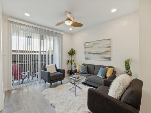 4221 Cole Avenue # 102