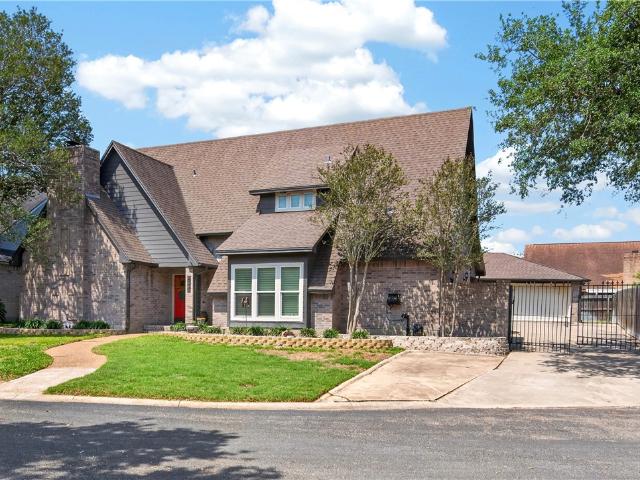 4221 Cowhouse Creek Court