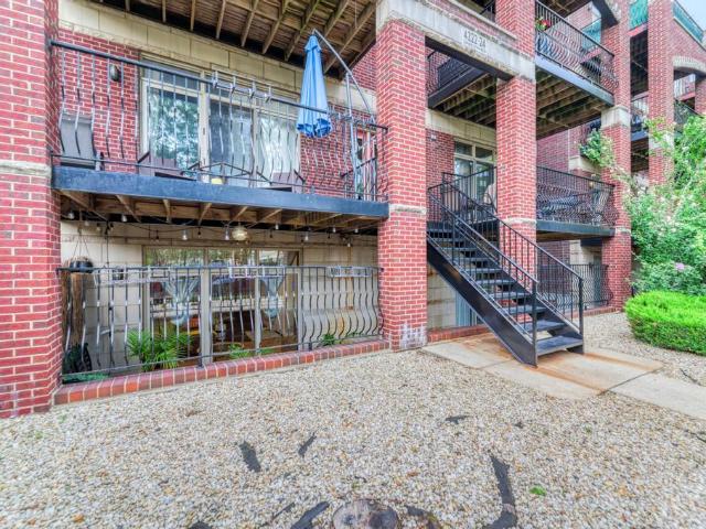 4222 S King Drive # 1S
