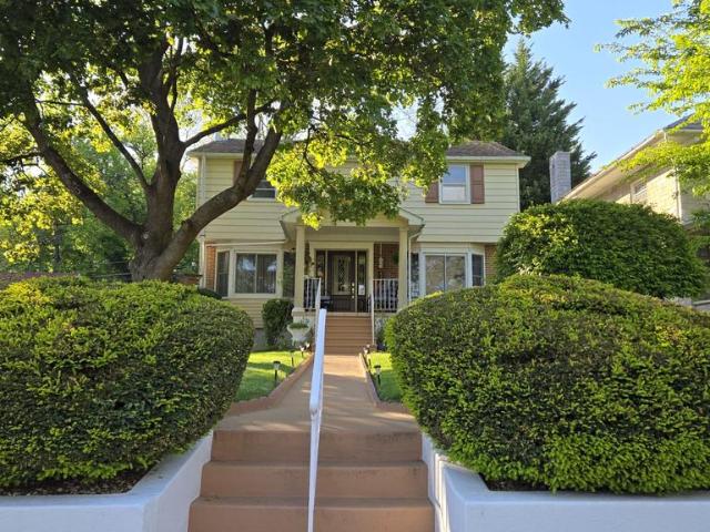 422 Carsonia Avenue