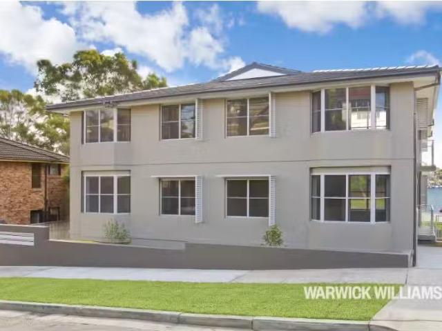4/22 Bay Road, Russell Lea Apartment for rent Listed by Julie.