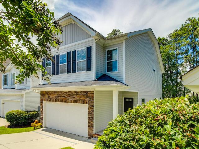 422 Hawkeye Court