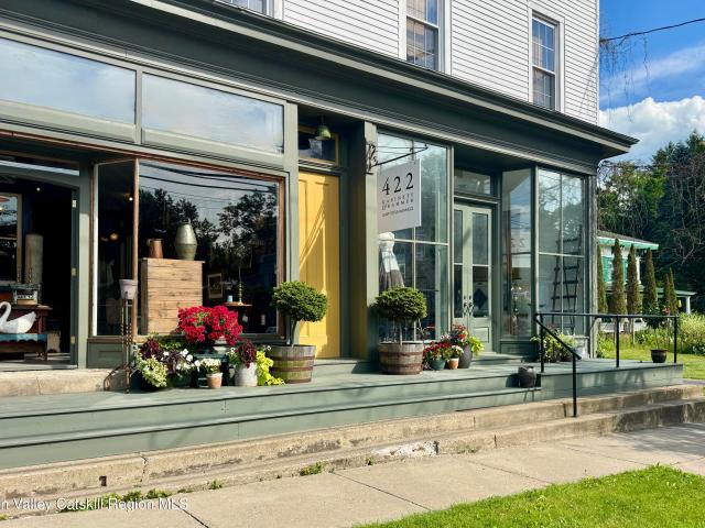422 Main Street