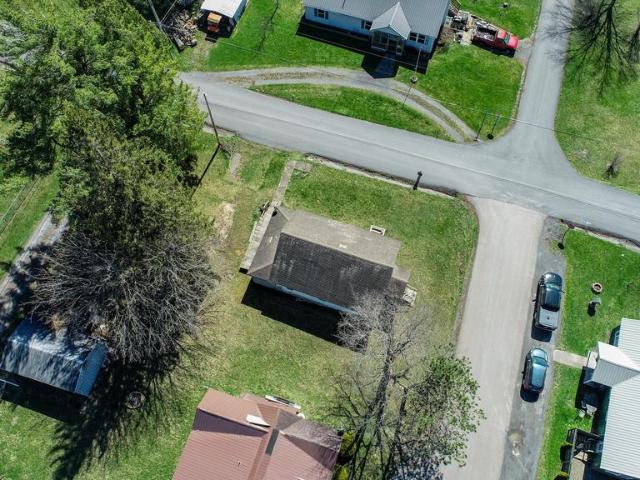 422 Maple Avenue