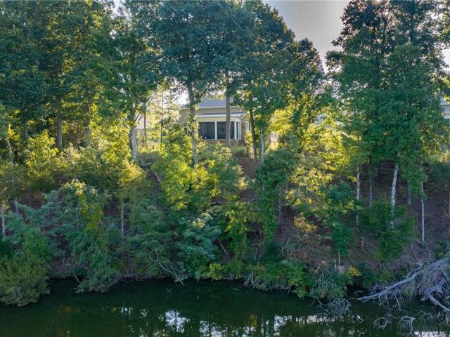 422 Rivers Edge