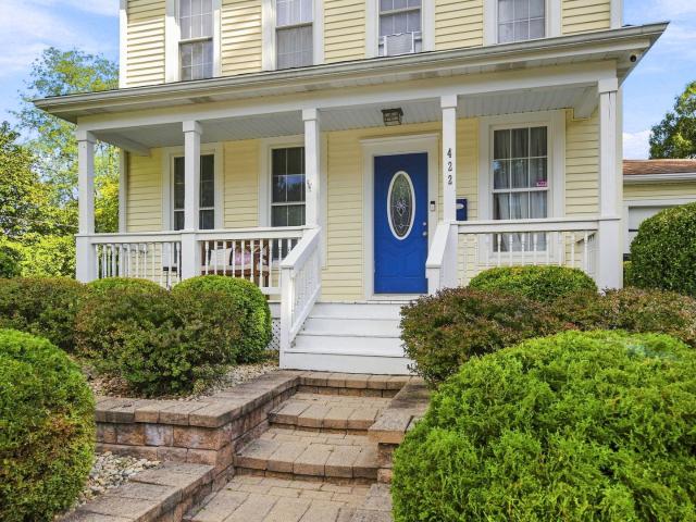 422 W Jefferson Street
