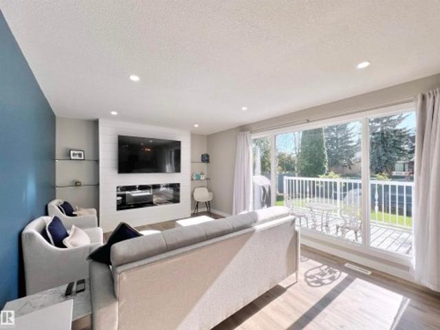 4235 Street Nw, Edmonton, AB, T6H 5V6 house for sale | Listing ID E4505 | Royal LePage