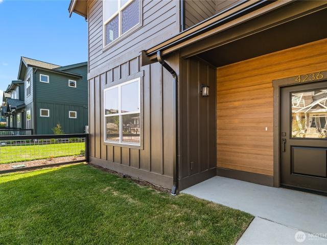 4236 Melrose Lane