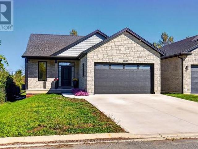 4237 Manson Lane, Lincoln, ON, L0R 1G0 house for sale | Listing ID X13866 | Royal LePage
