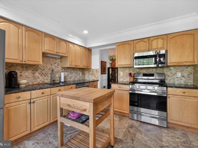 4239 Sleepy Lake Drive
