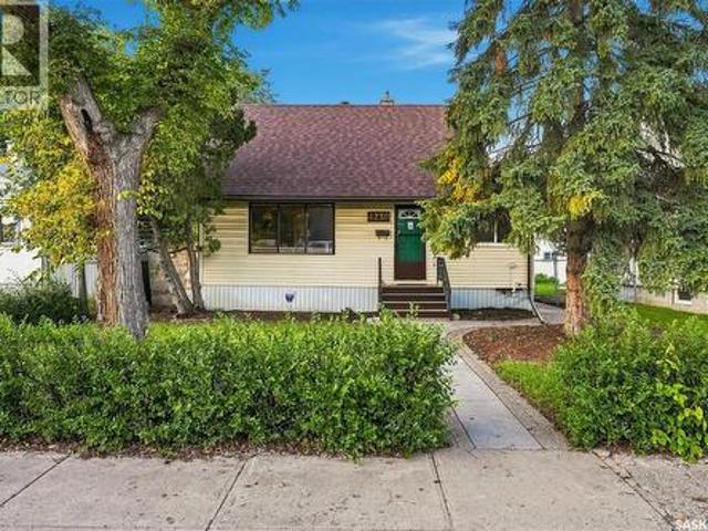 4230 6Th Avenue, Regina, SK, S4T 0N6 house for sale | Listing ID SK048152 | Royal LePage
