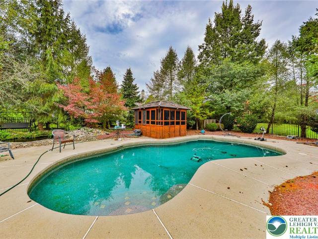 4231 Campbell Drive
