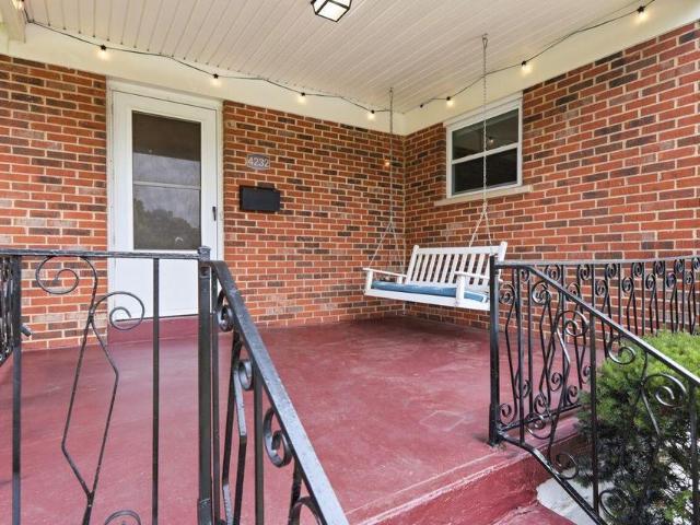 4232 Lafayette Court