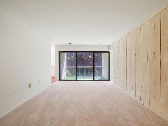 423 Christopher Avenue # 20