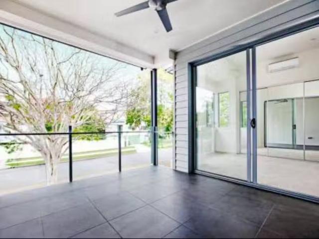 4/23 Burke Street, Coorparoo Apartment for rent Listed by Din.