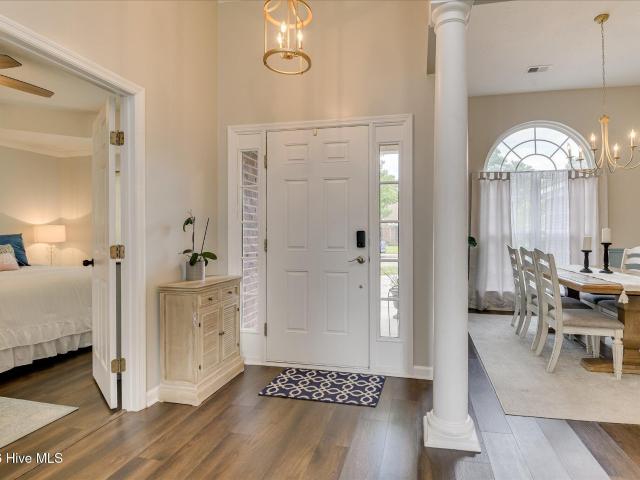 423 Grandiflora Circle