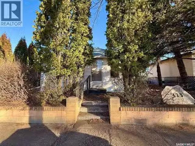 423 Dennis Street, Herbert, SK, S0H 2A0 house for sale List.