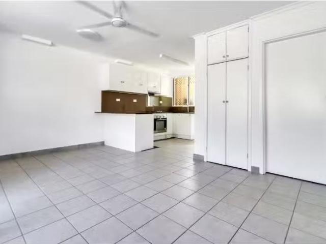 4/23 Eden Street, Stuart Park Townhouse for rent Listed by Pm.