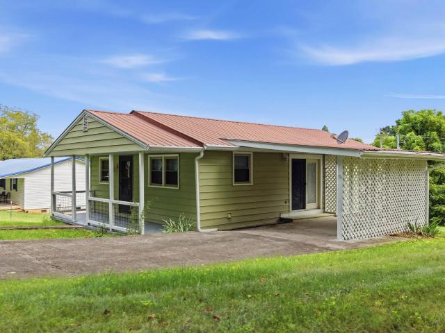 423 Hillside Lane