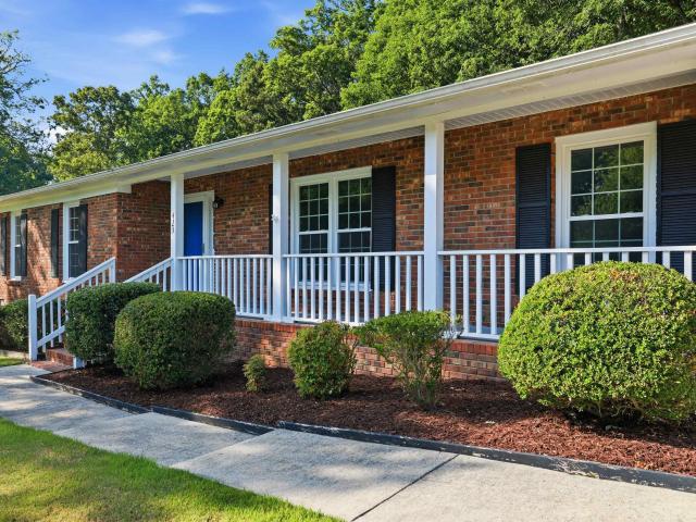 423 Indian Trail