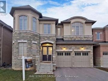 House for sale in Halton - Fireplace