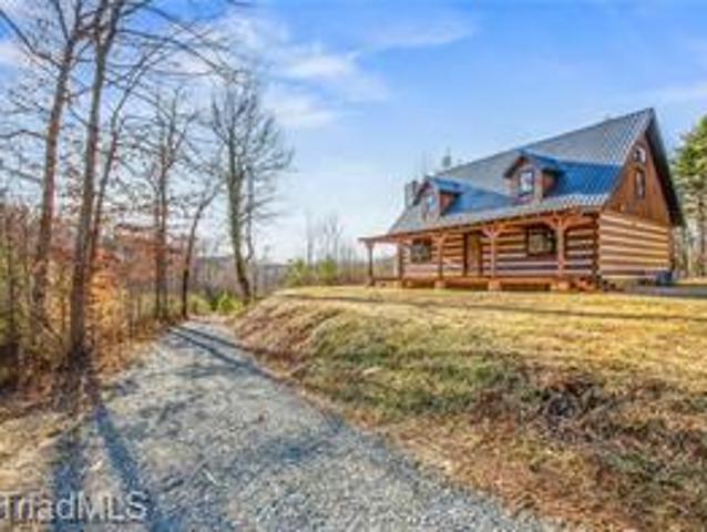4245 Hillbilly Hollar Drive