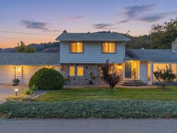 4247 Furiak Road, Kamloops, BC, V2H 1L3 house for sale | Listing ID 10391 | Royal LePage