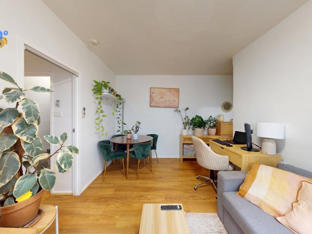 4/247 Heidelberg Road, Northcote