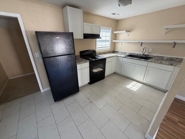 4247 W 19th Place