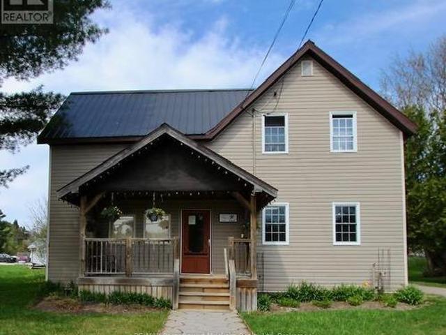 4249 Highway 520 Highway, Magnetawan, ON, P0A 1P0 house for sale | Listing ID X13166 | Royal LePage