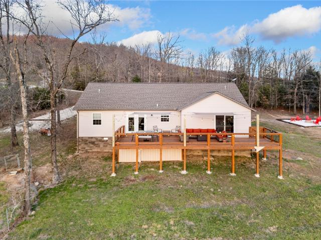 4240 Moonbeam Drive