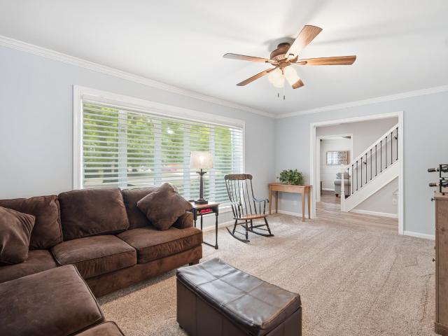 4240 Fairway Dr