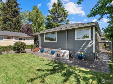 4240 S Rose Street