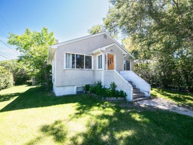 4241 41 Avenue, Red Deer, AB, T4N 2Y1 house for sale | Listing ID A2343 | Royal LePage