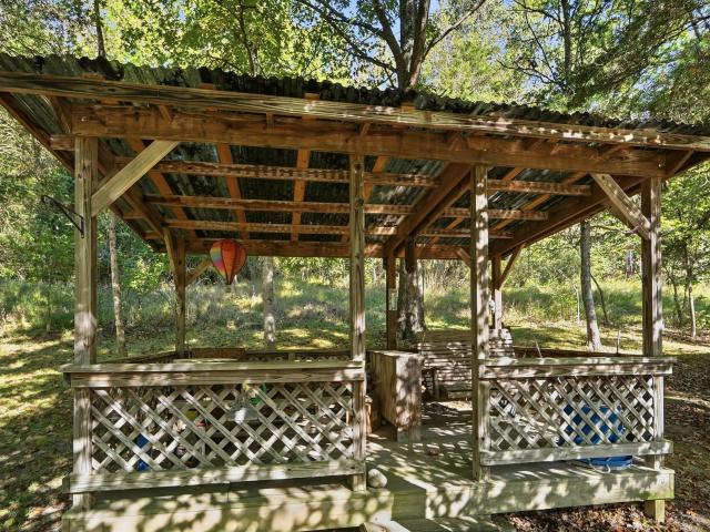 4242 Dale Williamson Road