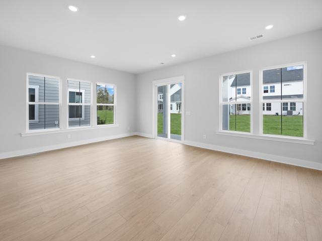 424 Bluebird Bend Street