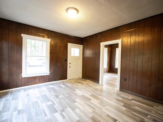 424 Dolphin Ave