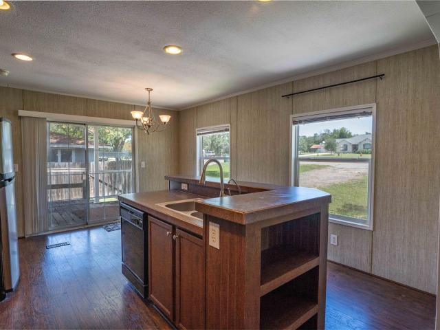 424 Ellinger Rd